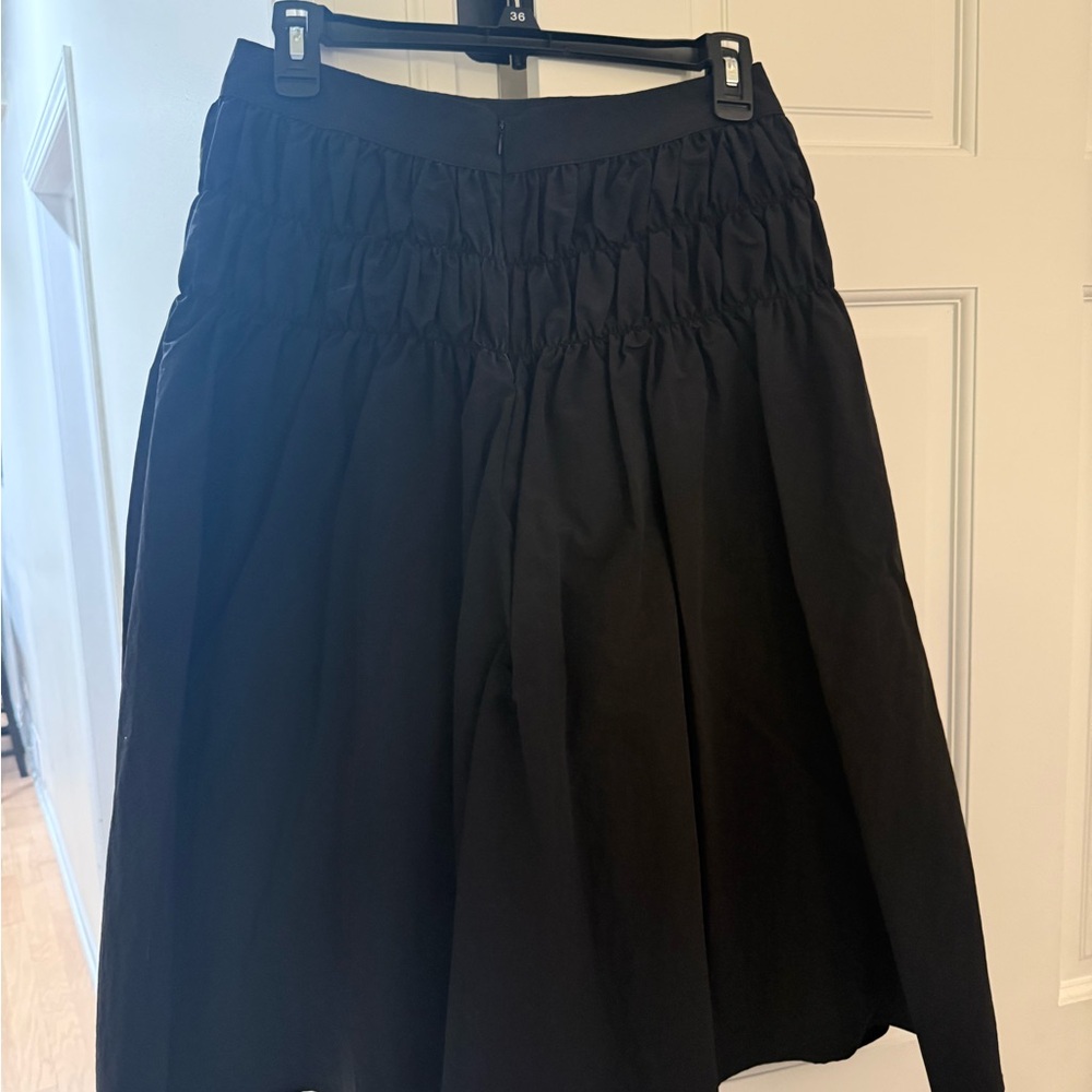 Black skirt from boutique in nyc - Picture 2 of 2